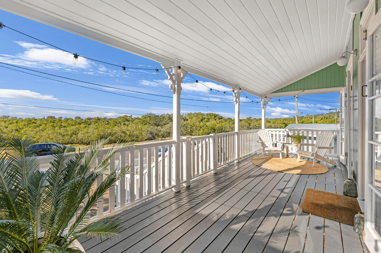 857 Esplanade, Lota, QLD 4179