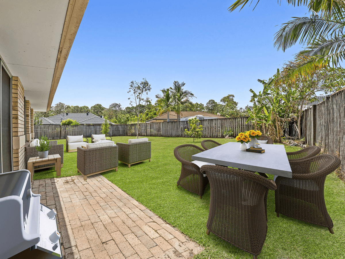 12 Kingman Court, PACIFIC PINES, QLD 4211