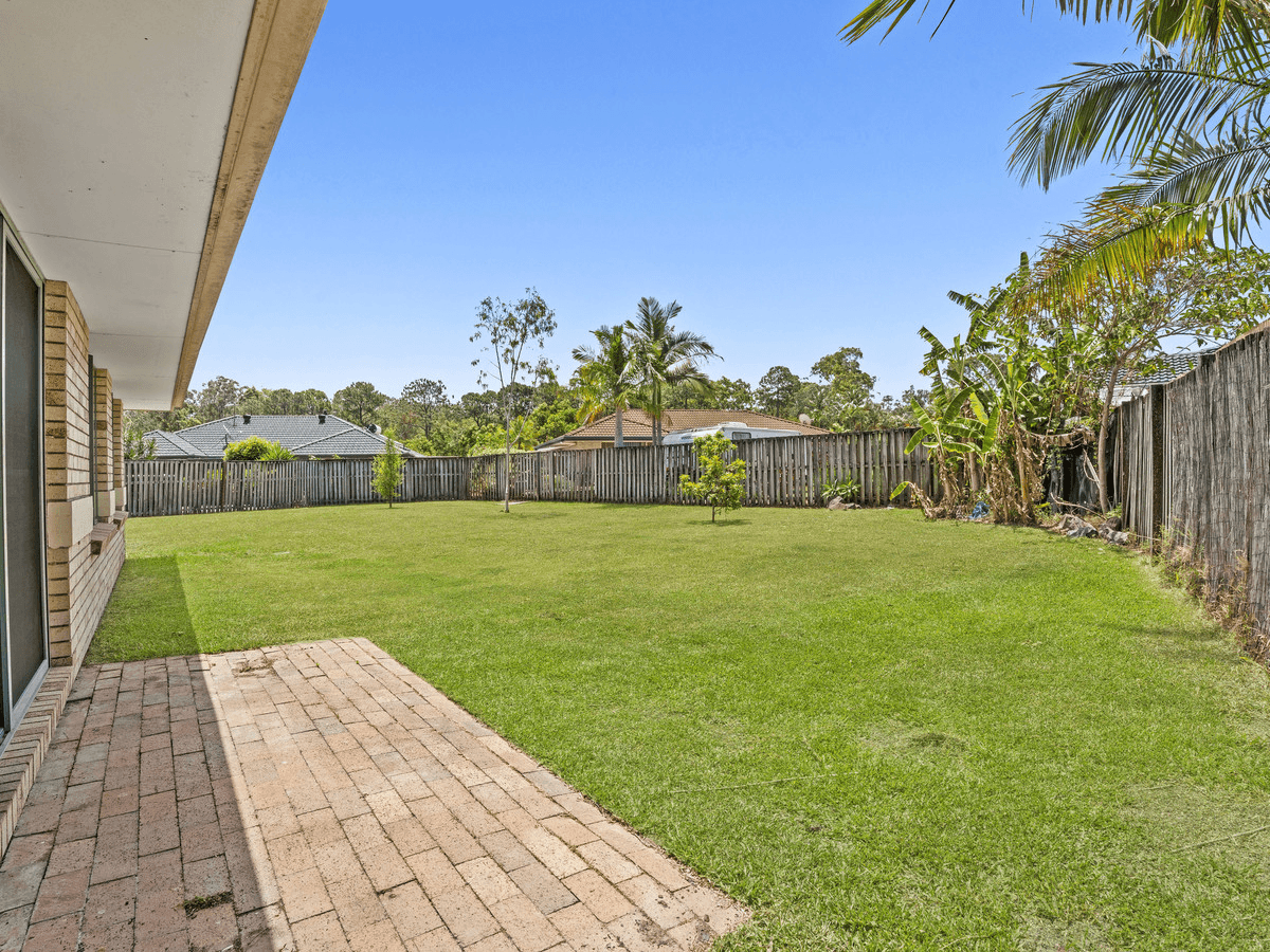 12 Kingman Court, PACIFIC PINES, QLD 4211