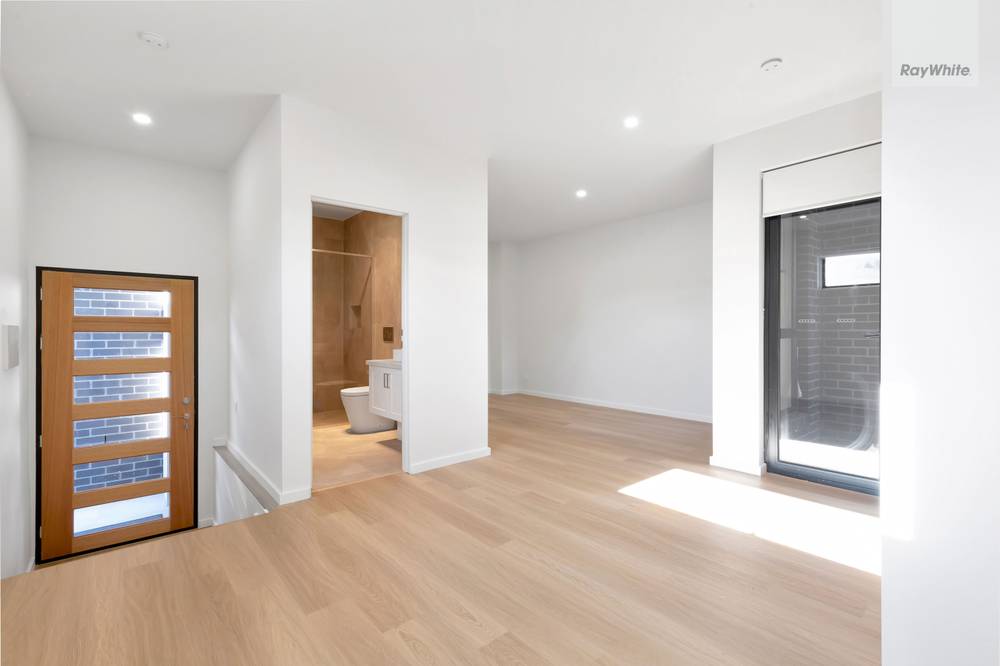 2/55 Melville Road, BRUNSWICK WEST, VIC 3055