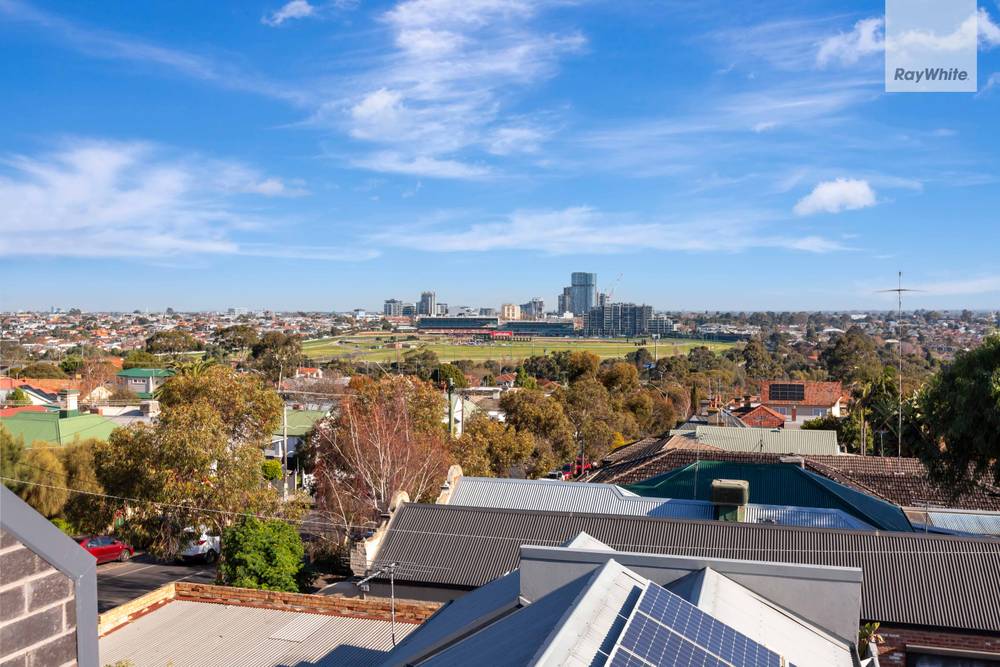 2/55 Melville Road, BRUNSWICK WEST, VIC 3055