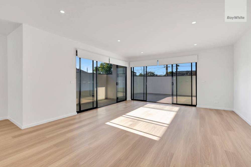2/55 Melville Road, BRUNSWICK WEST, VIC 3055