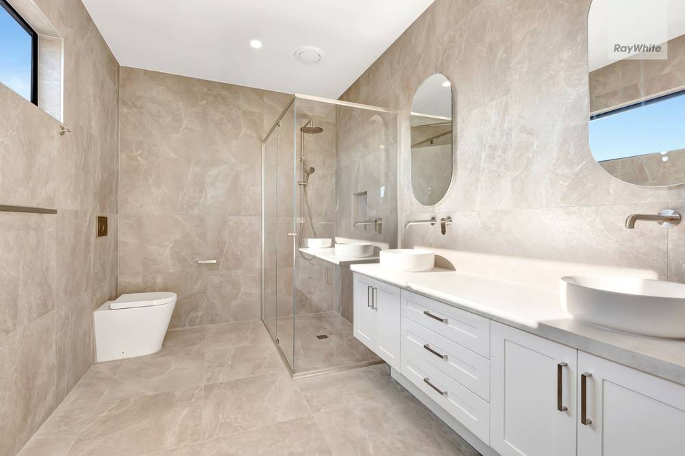 2/55 Melville Road, BRUNSWICK WEST, VIC 3055