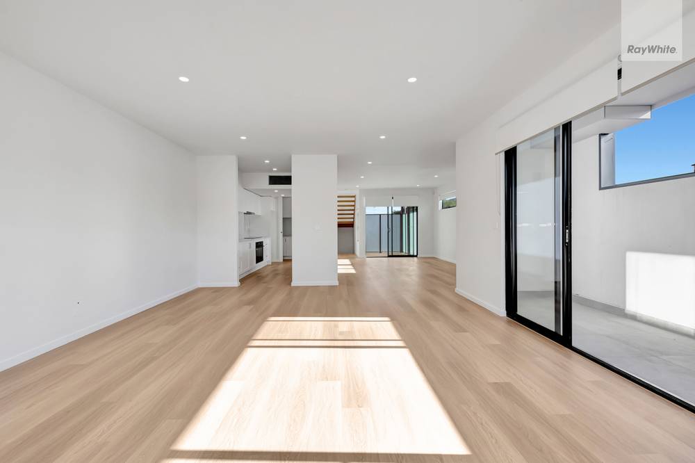 2/55 Melville Road, BRUNSWICK WEST, VIC 3055