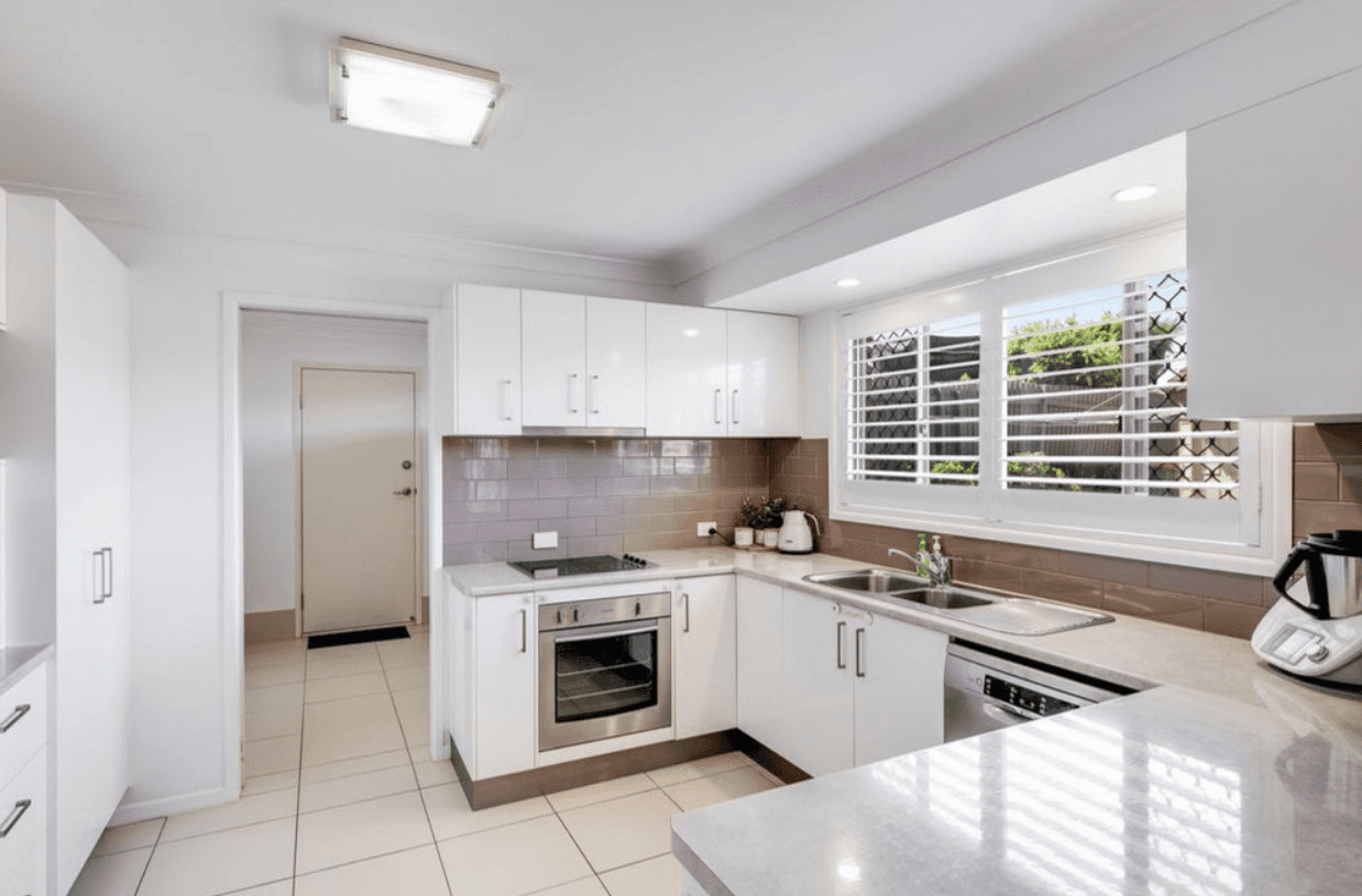 3  Ruth Street, Centenary Heights, QLD 4350