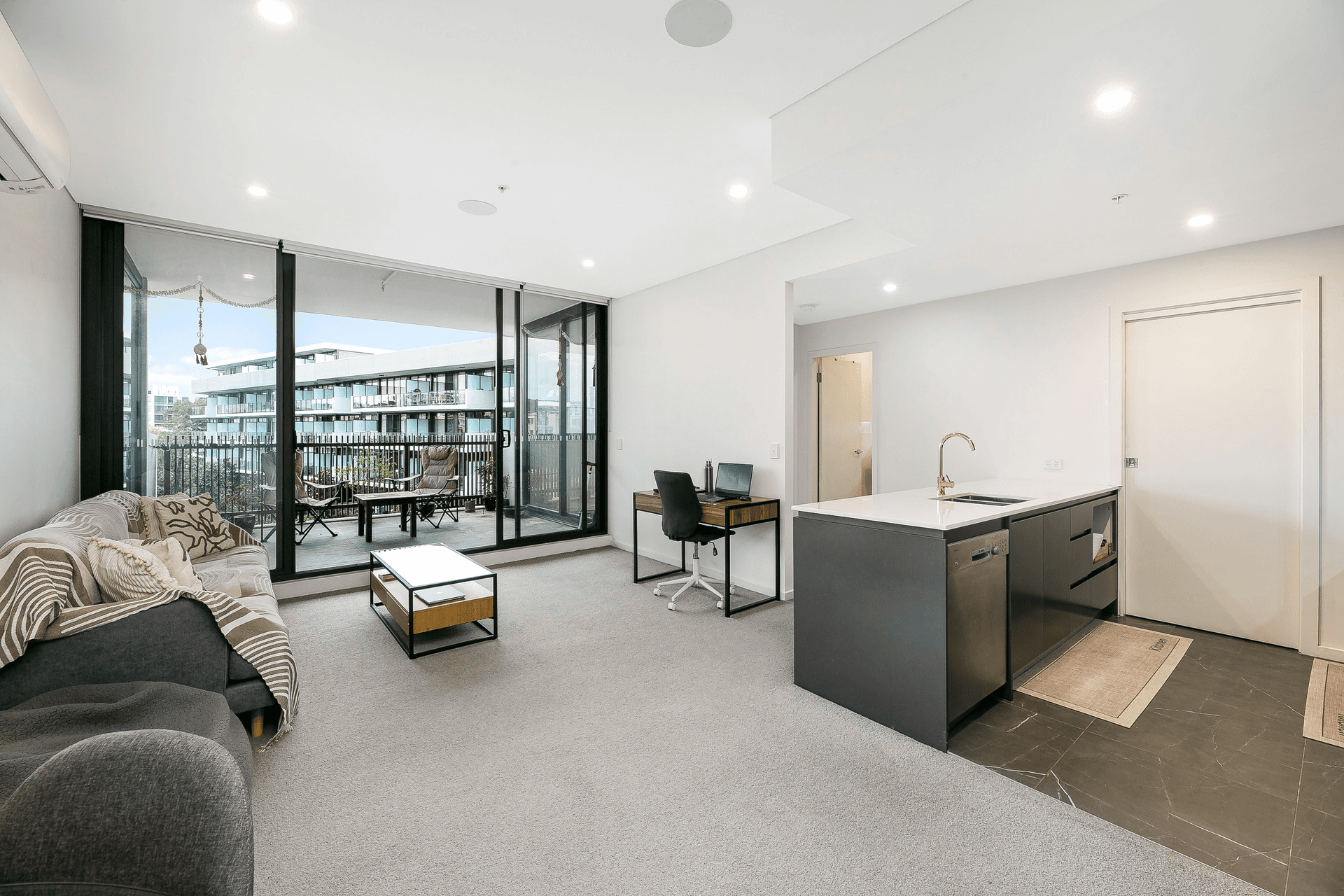 9080/17 Amalfi Drive, Wentworth Point, NSW 2127