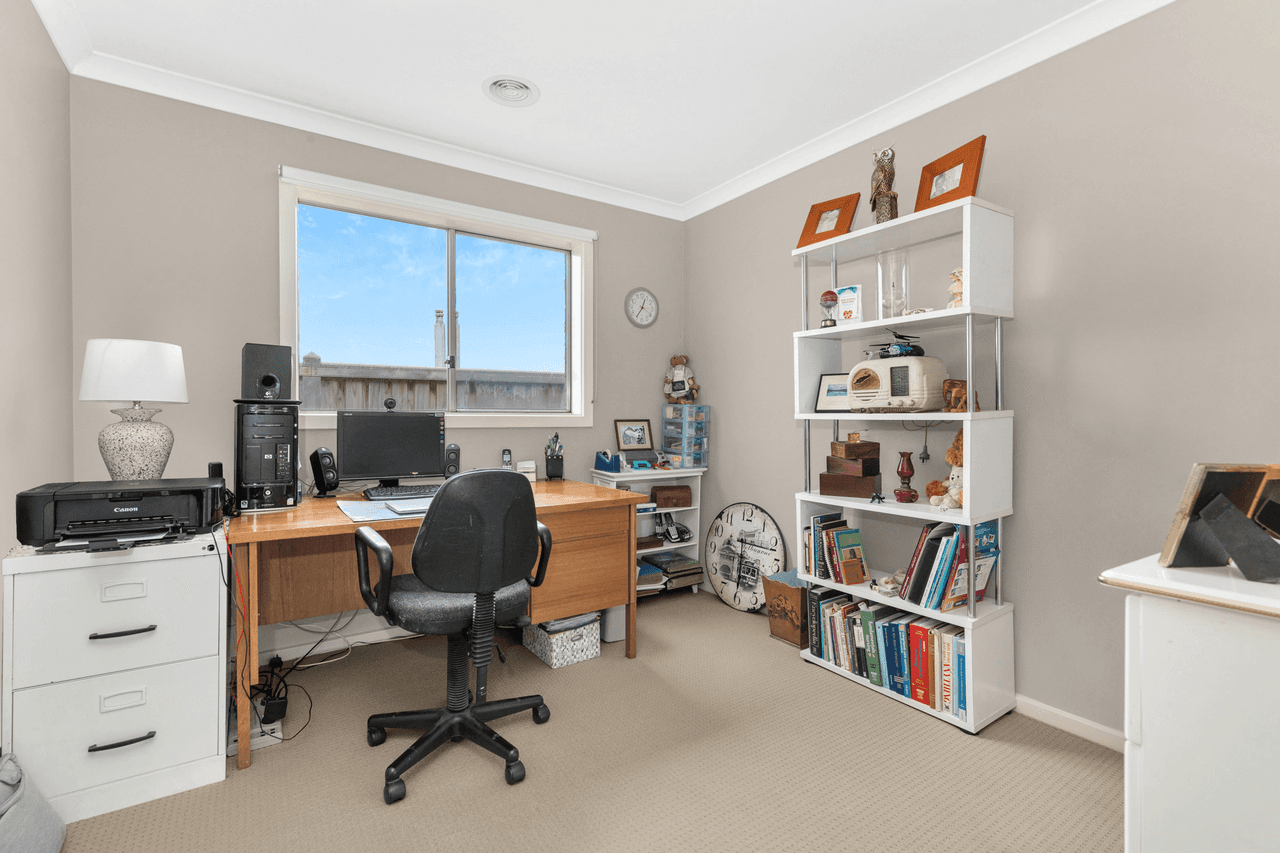 25 Willesden Crescent, WYNDHAM VALE, VIC 3024