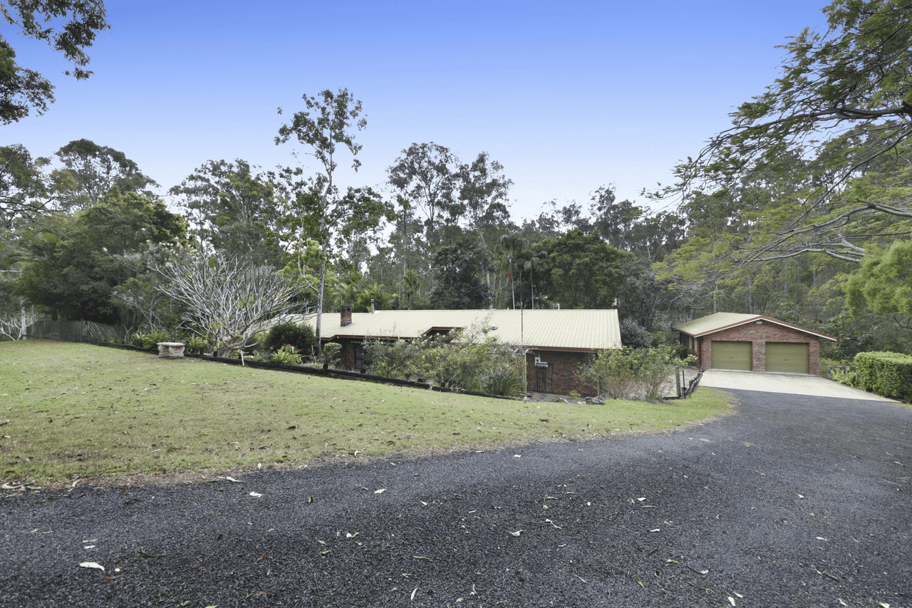 10 Ireland Court, CASHMERE, QLD 4500