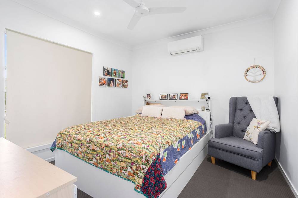 15 Bell Street, SILKSTONE, QLD 4304