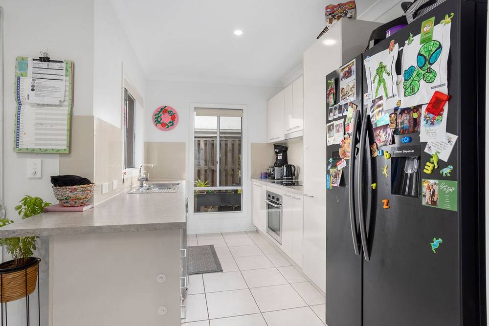15 Bell Street, SILKSTONE, QLD 4304