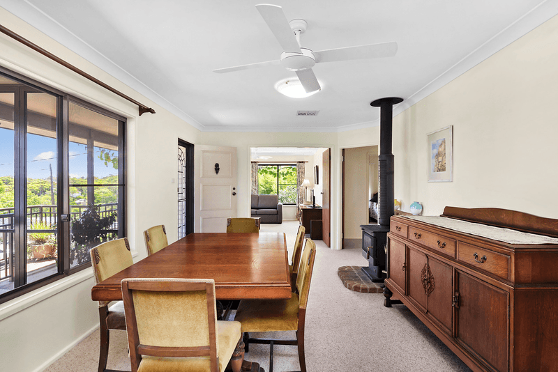 4 Electra Street, Heathcote, NSW 2233