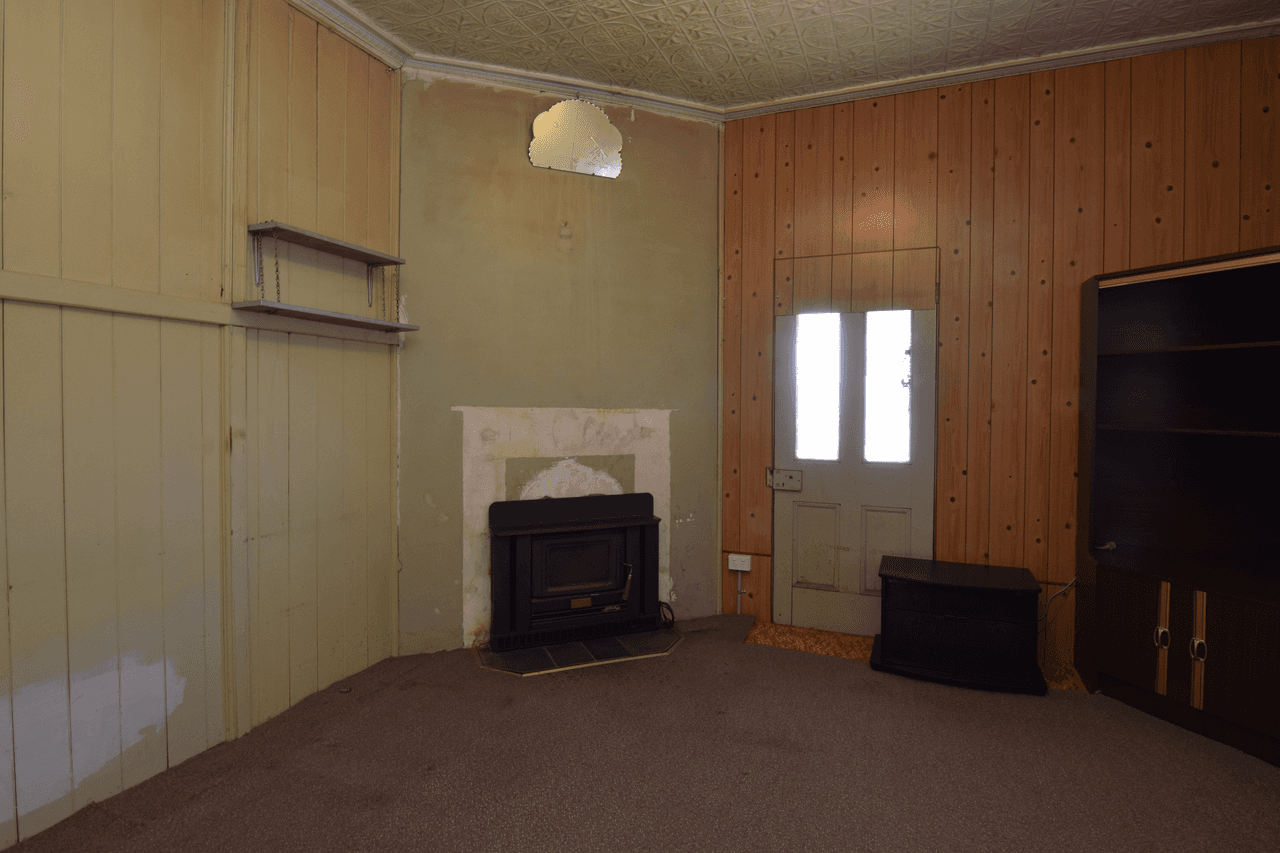 5 Logan Street, TENTERFIELD, NSW 2372