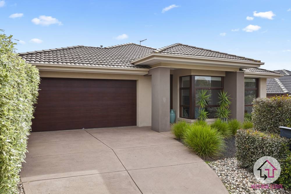 12 Appleberry Way, WALLAN, VIC 3756