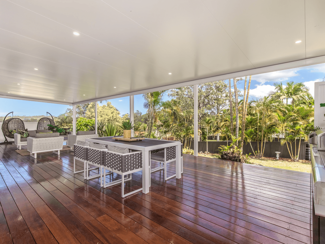 8  Wimbledon Way, OXENFORD, QLD 4210