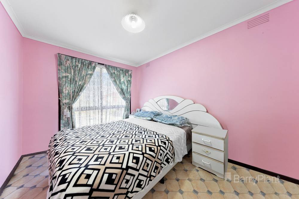 64 Grevillea Road, Kings Park, VIC 3021