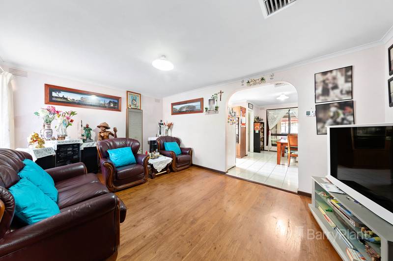 64 Grevillea Road, Kings Park, VIC 3021