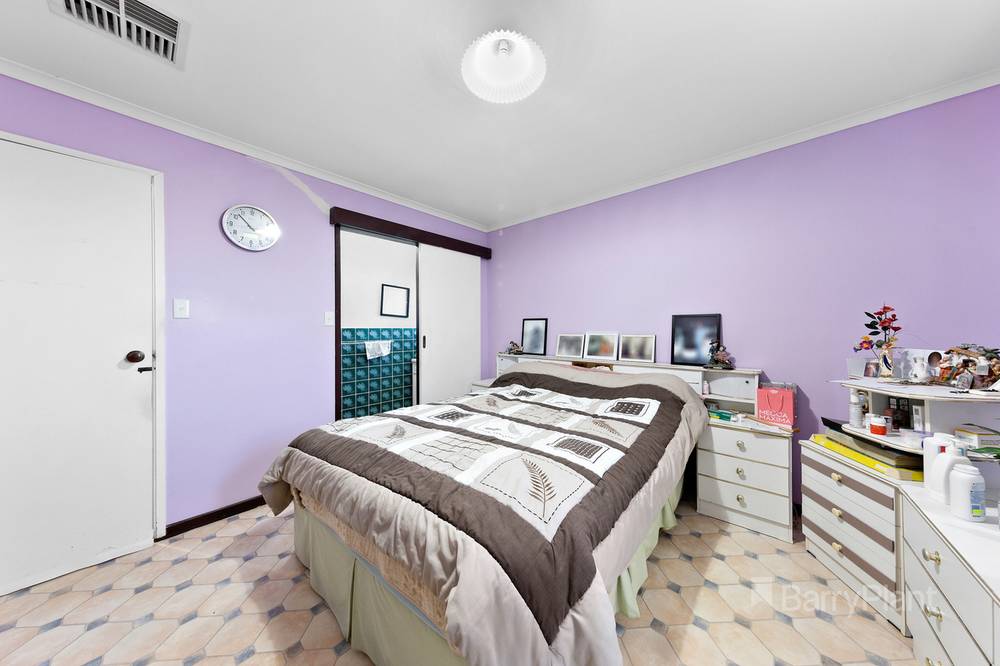 64 Grevillea Road, Kings Park, VIC 3021