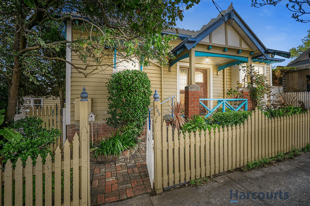 323 Neill Street, Soldiers Hill, VIC 3350