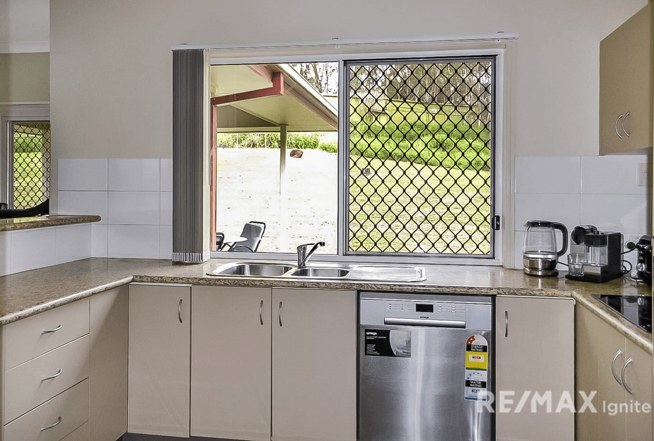 16 Riverpark Drive, KARALEE, QLD 4306