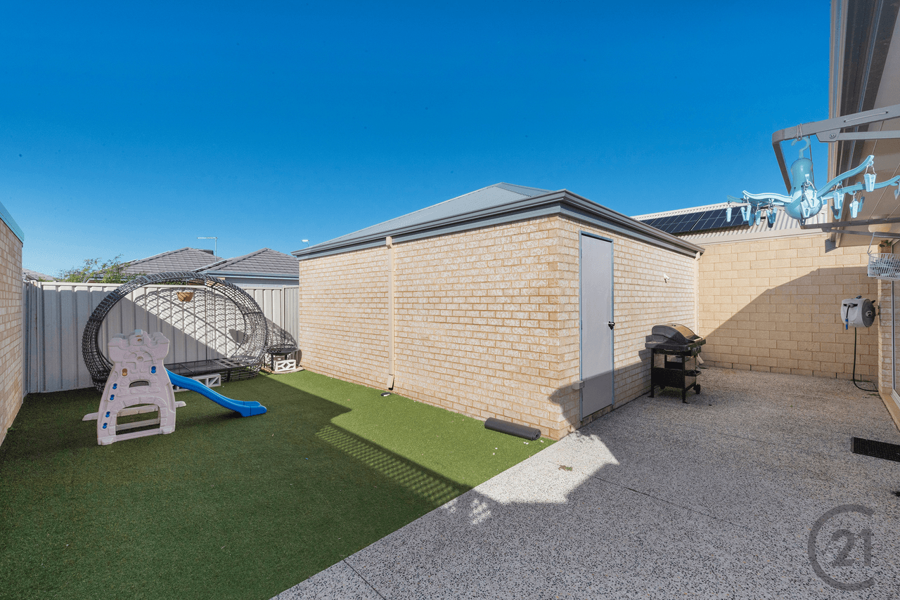 19 Yaramin Way, Golden Bay, WA 6174