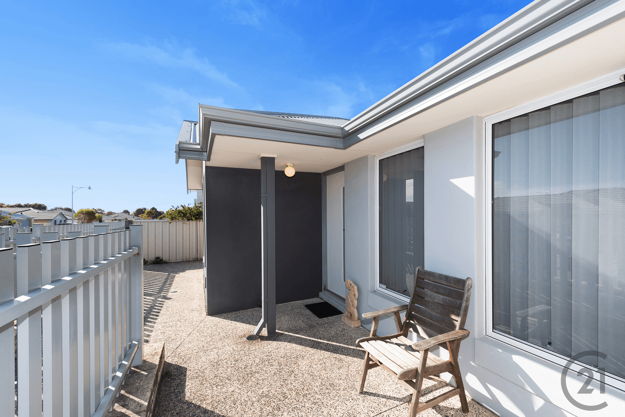 19 Yaramin Way, Golden Bay, WA 6174