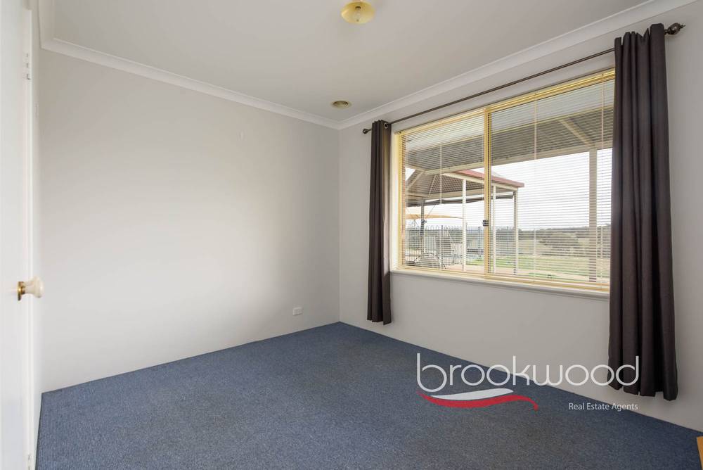 300 Hill Road, Bakers Hill, WA 6562