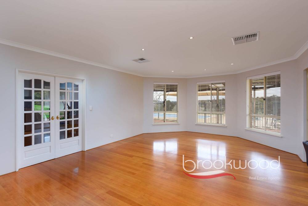 300 Hill Road, Bakers Hill, WA 6562