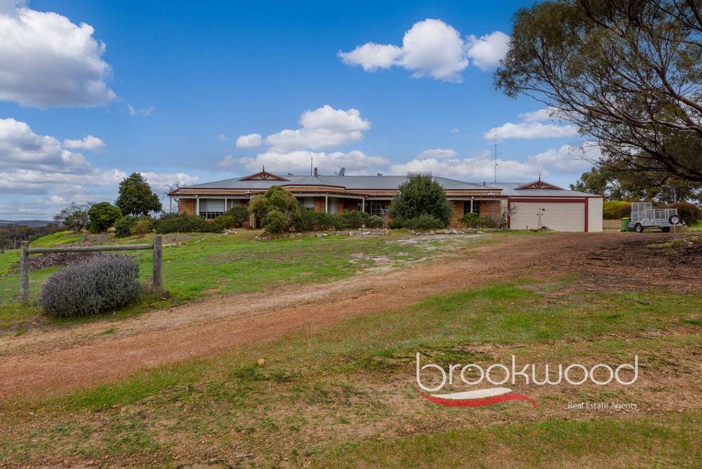 300 Hill Road, Bakers Hill, WA 6562