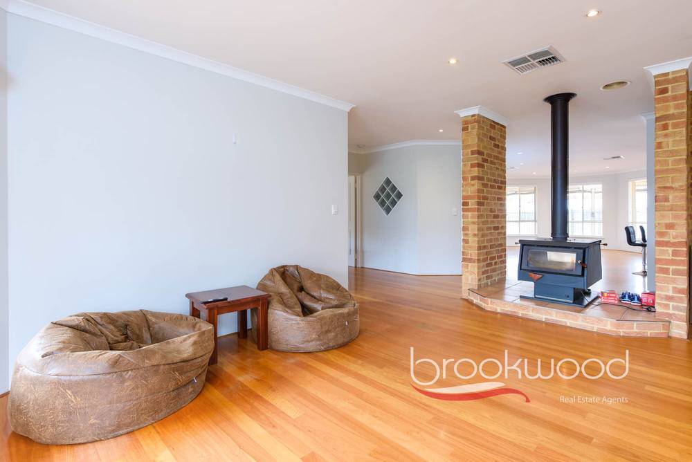 300 Hill Road, Bakers Hill, WA 6562