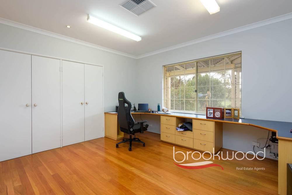 300 Hill Road, Bakers Hill, WA 6562