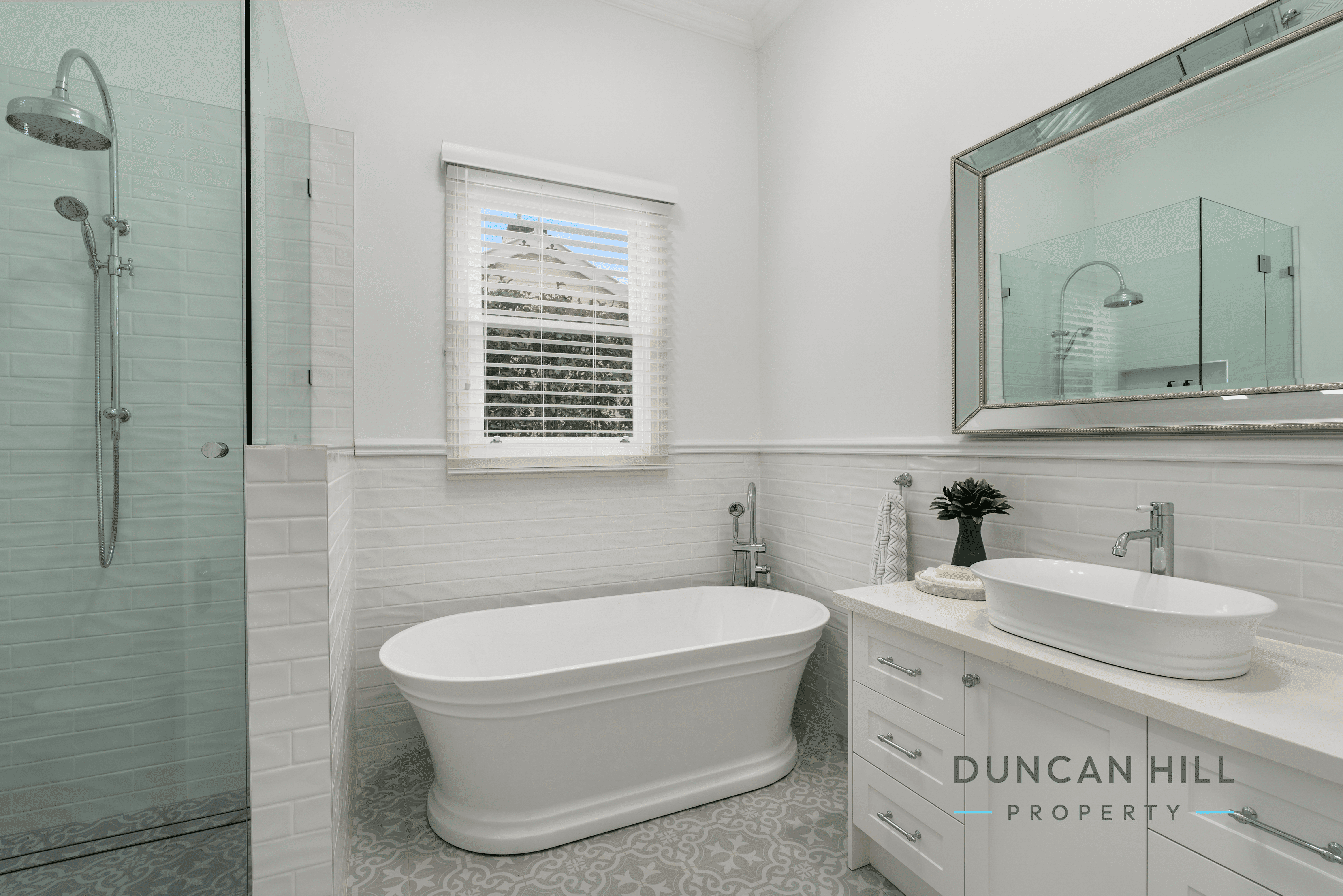 6 Oxley Drive, MITTAGONG, NSW 2575