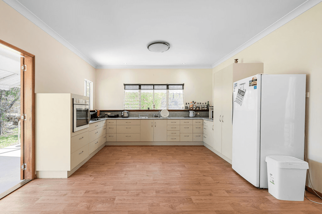 23 Mowbray Road, HERBERTON, QLD 4887