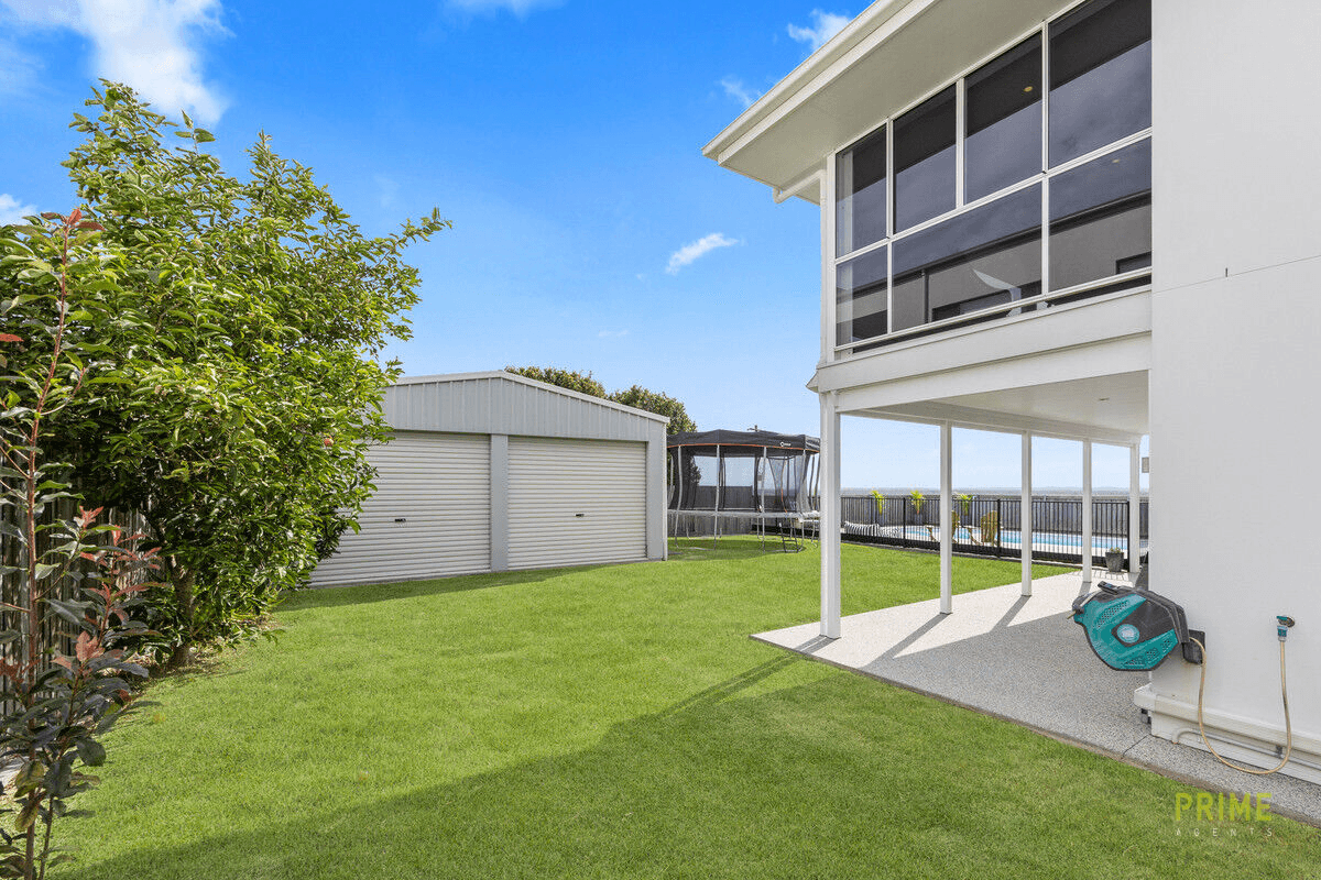 50 Sandy View Drive, Nikenbah, QLD 4655