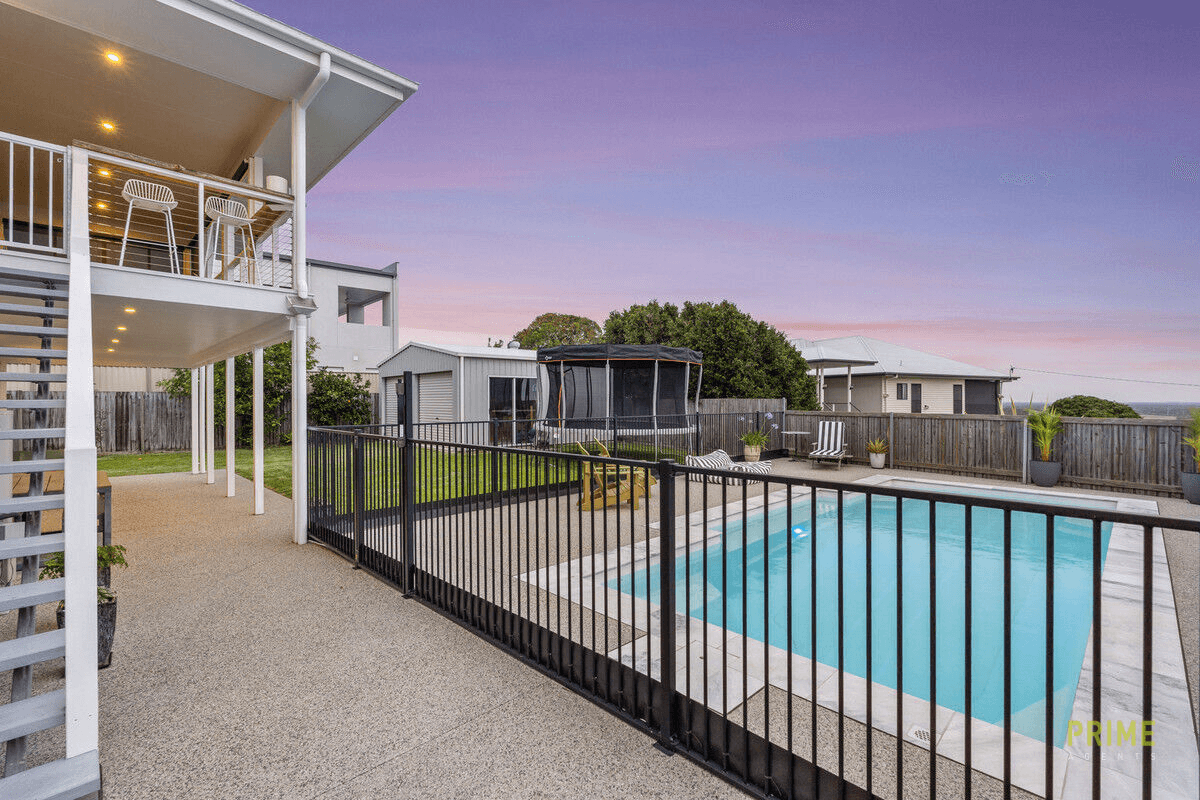 50 Sandy View Drive, Nikenbah, QLD 4655