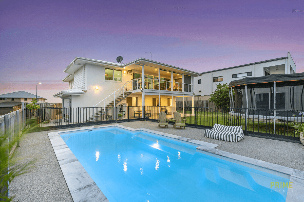 50 Sandy View Drive, Nikenbah, QLD 4655