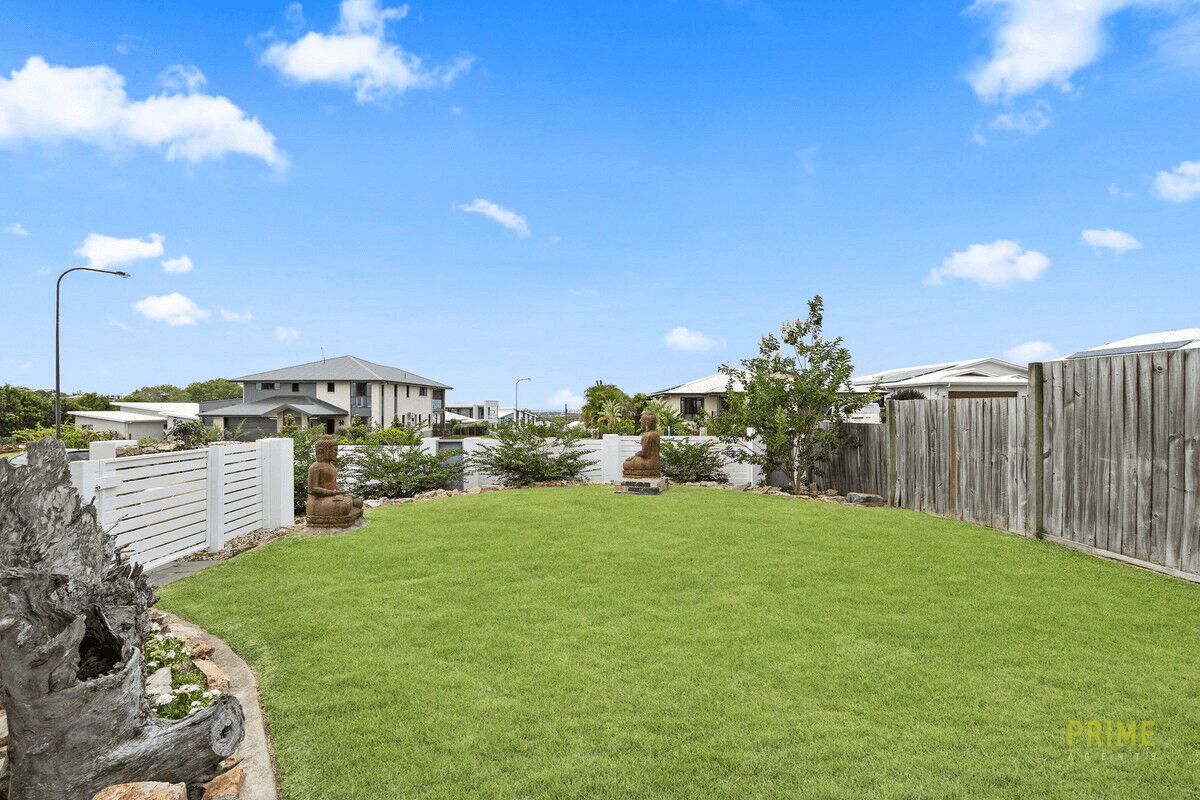 50 Sandy View Drive, Nikenbah, QLD 4655