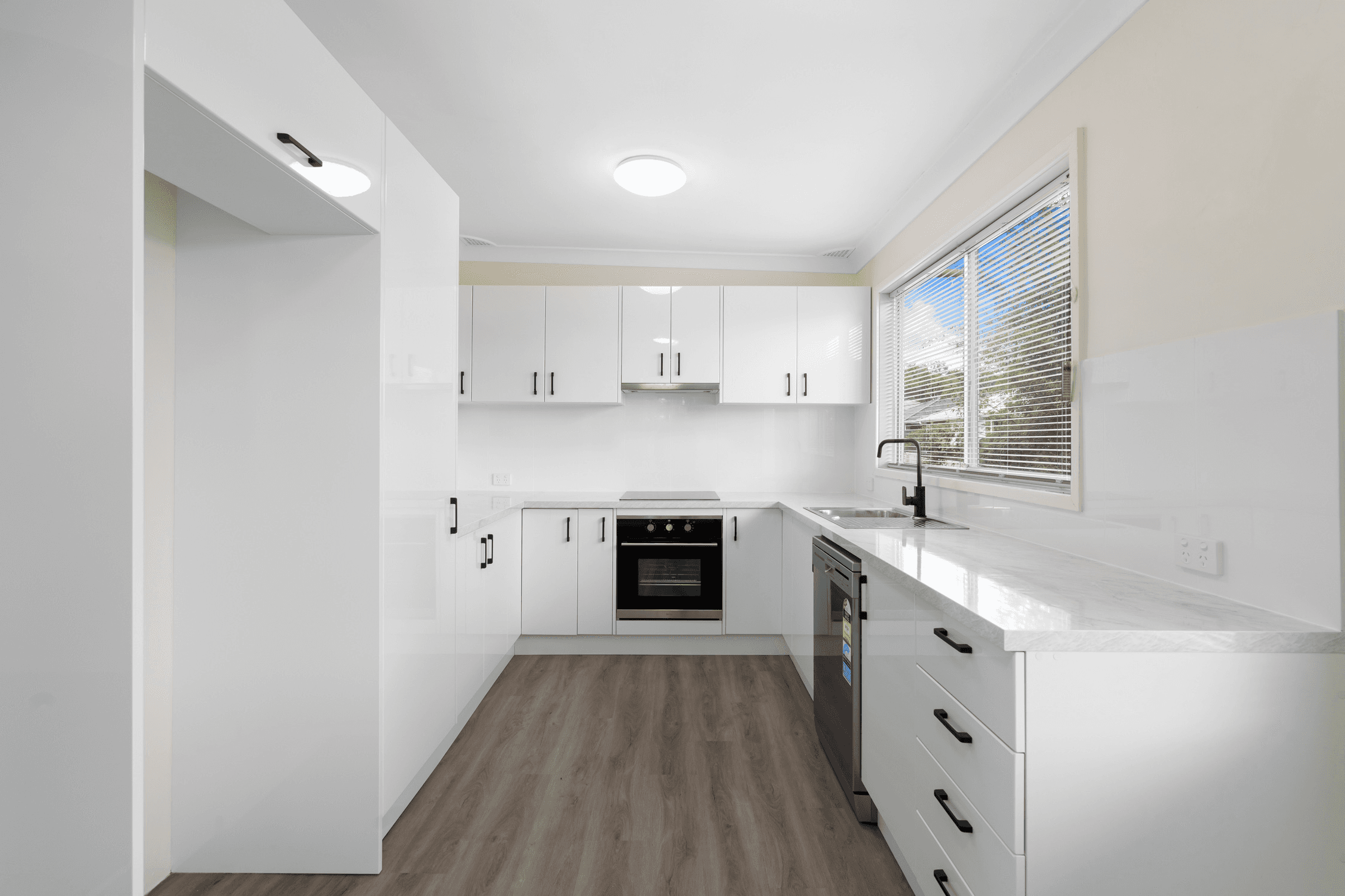 21 Chifley Road, MORISSET PARK, NSW 2264