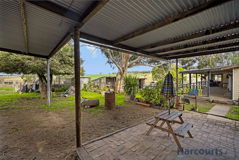 2542 Beaufort-Carngham Road, Carngham, VIC 3351