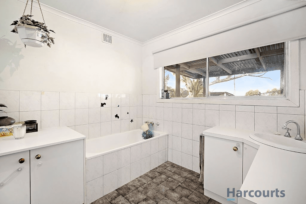 2542 Beaufort-Carngham Road, Carngham, VIC 3351