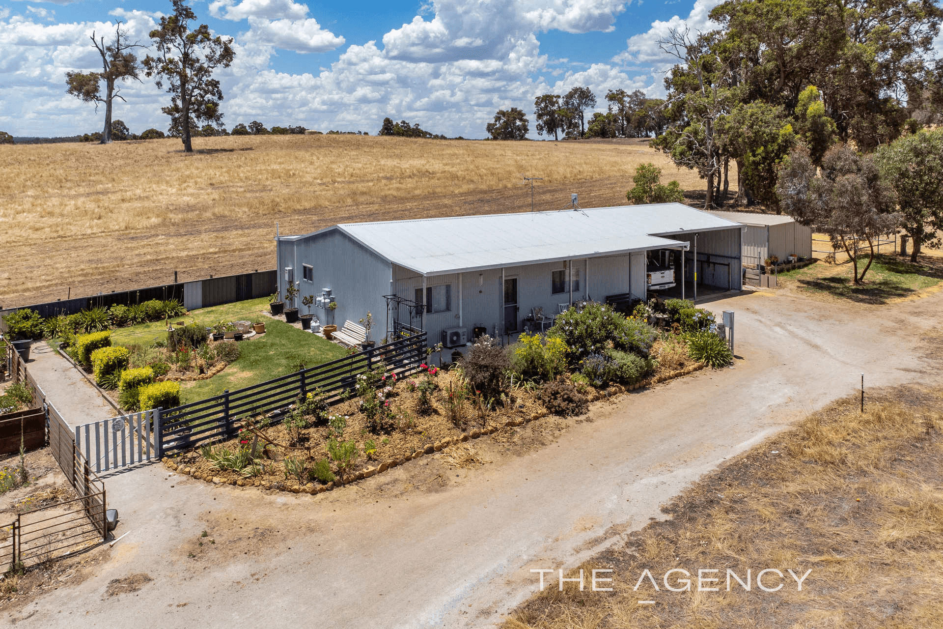 425 Linley Valley Road, Wooroloo, WA 6558