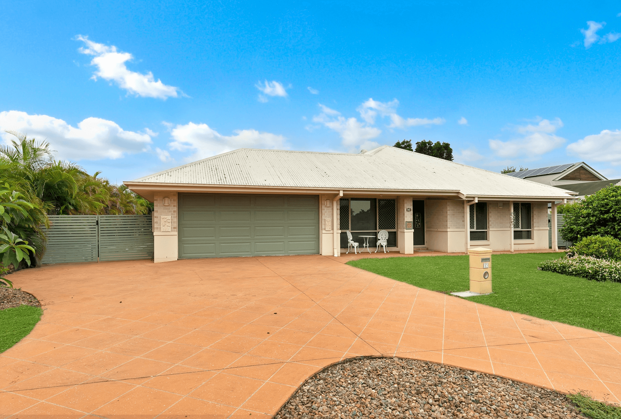 15 Corsair Street, MOGGILL, QLD 4070