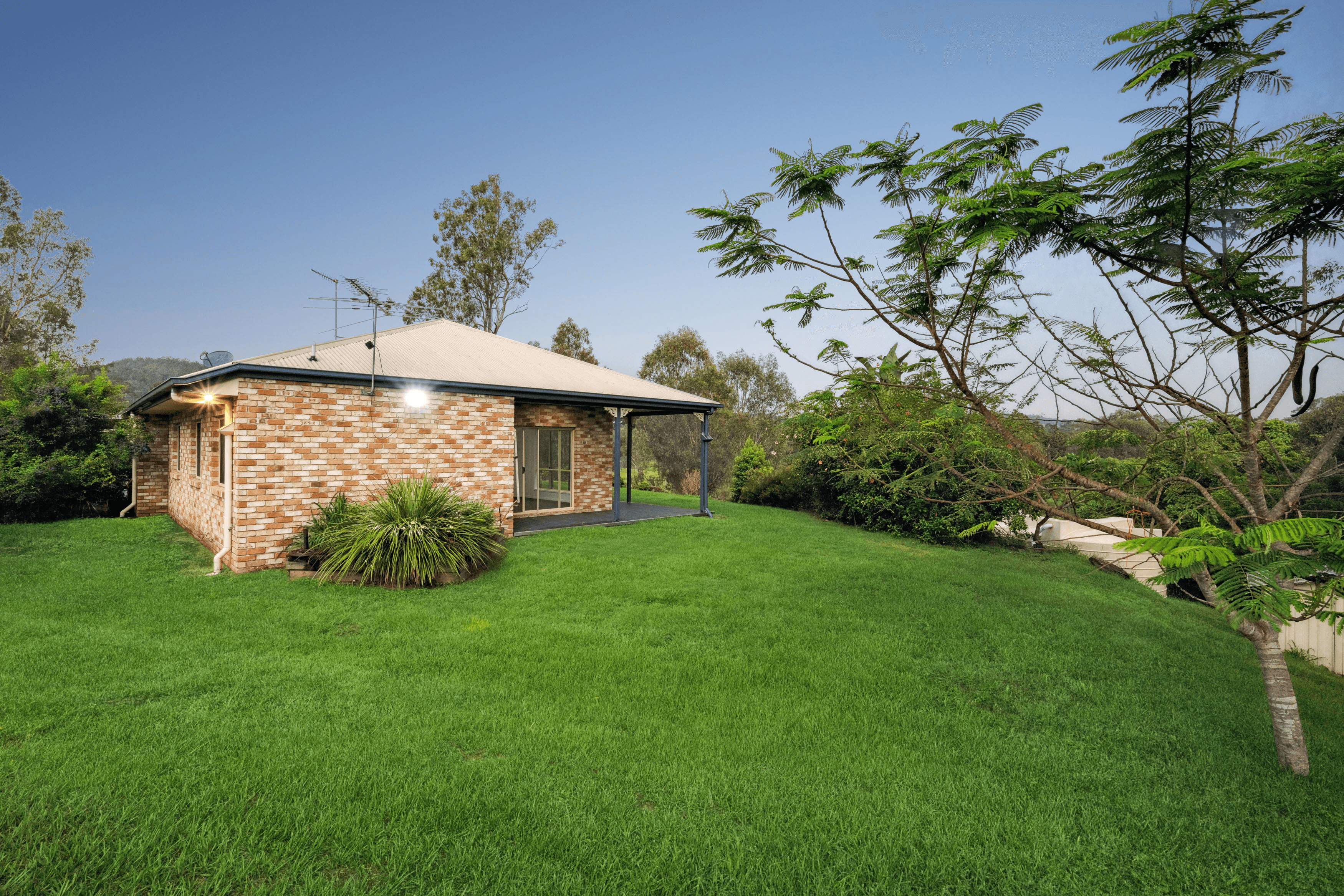 22-28 Canterbury Drive, MUNDOOLUN, QLD 4285