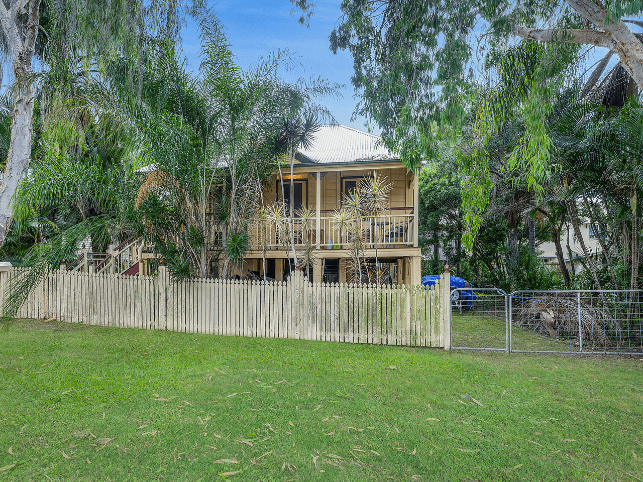 32 Lowry Street, NORTH IPSWICH, QLD 4305