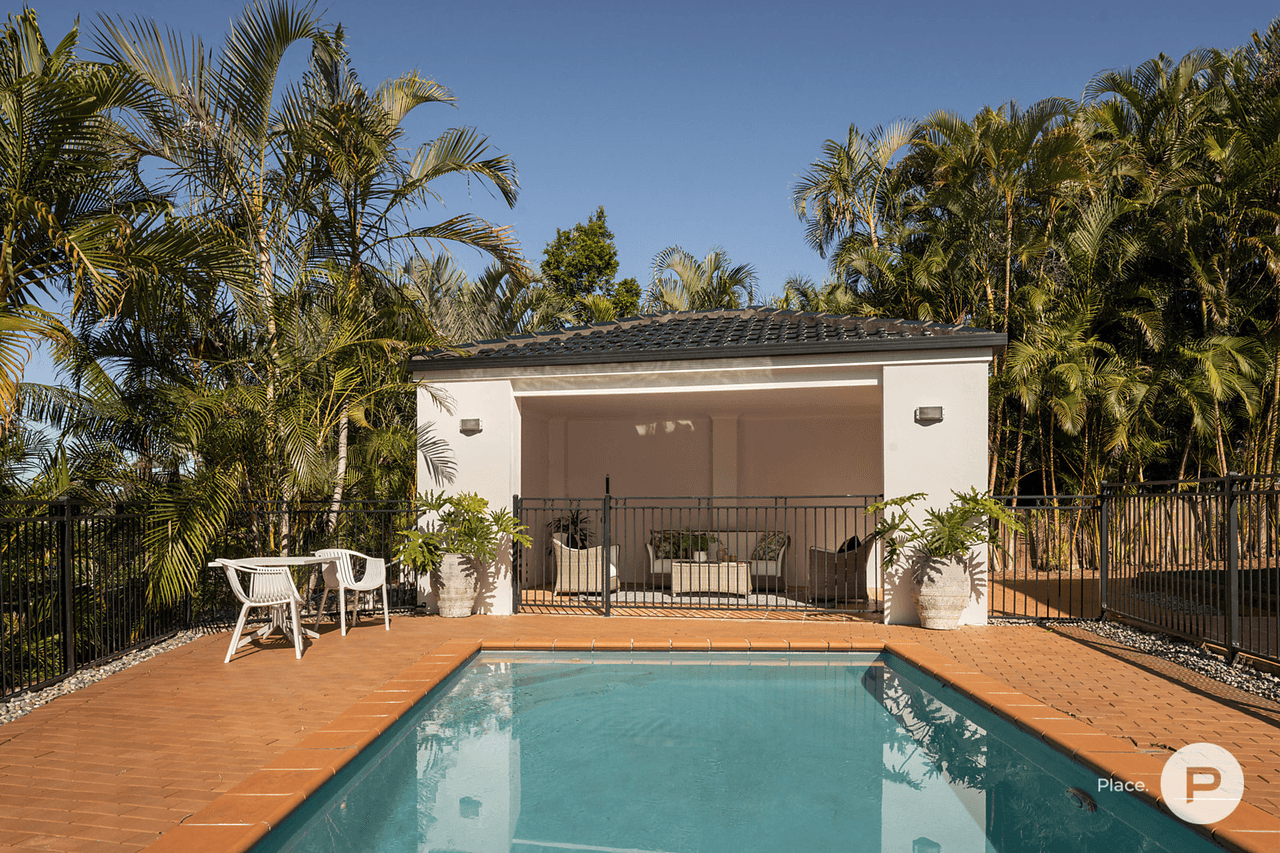 6 Hely Place, Mount Ommaney, QLD 4074