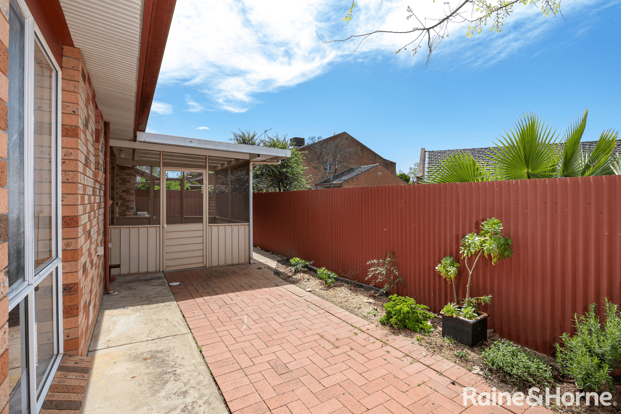 2/5 McKinnon Street, WAGGA WAGGA, NSW 2650