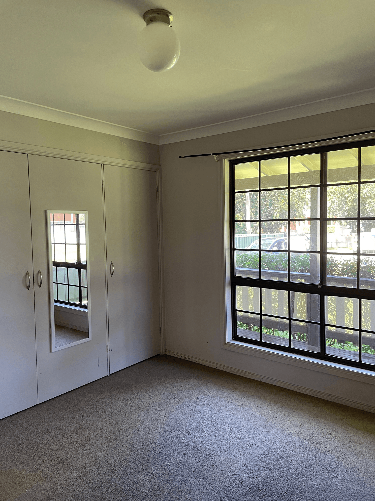 22 Monterey Avenue, MANNERING PARK, NSW 2259