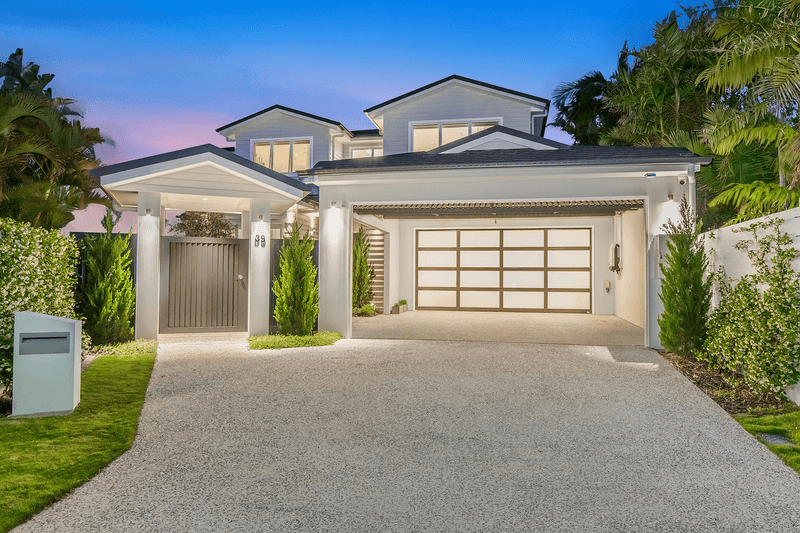 39 San Simeon Drive, Clear Island Waters, QLD 4226