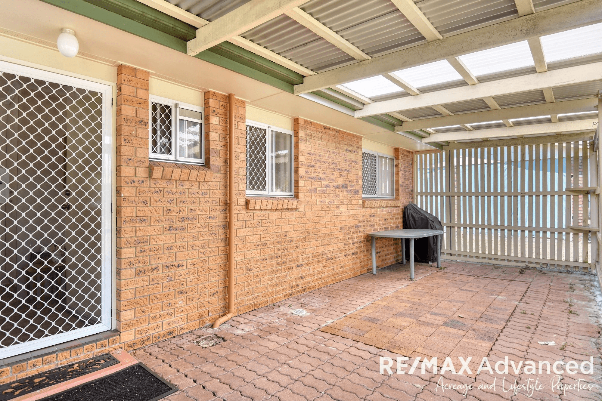 14 Moatah Drive, Beachmere, Qld 4510