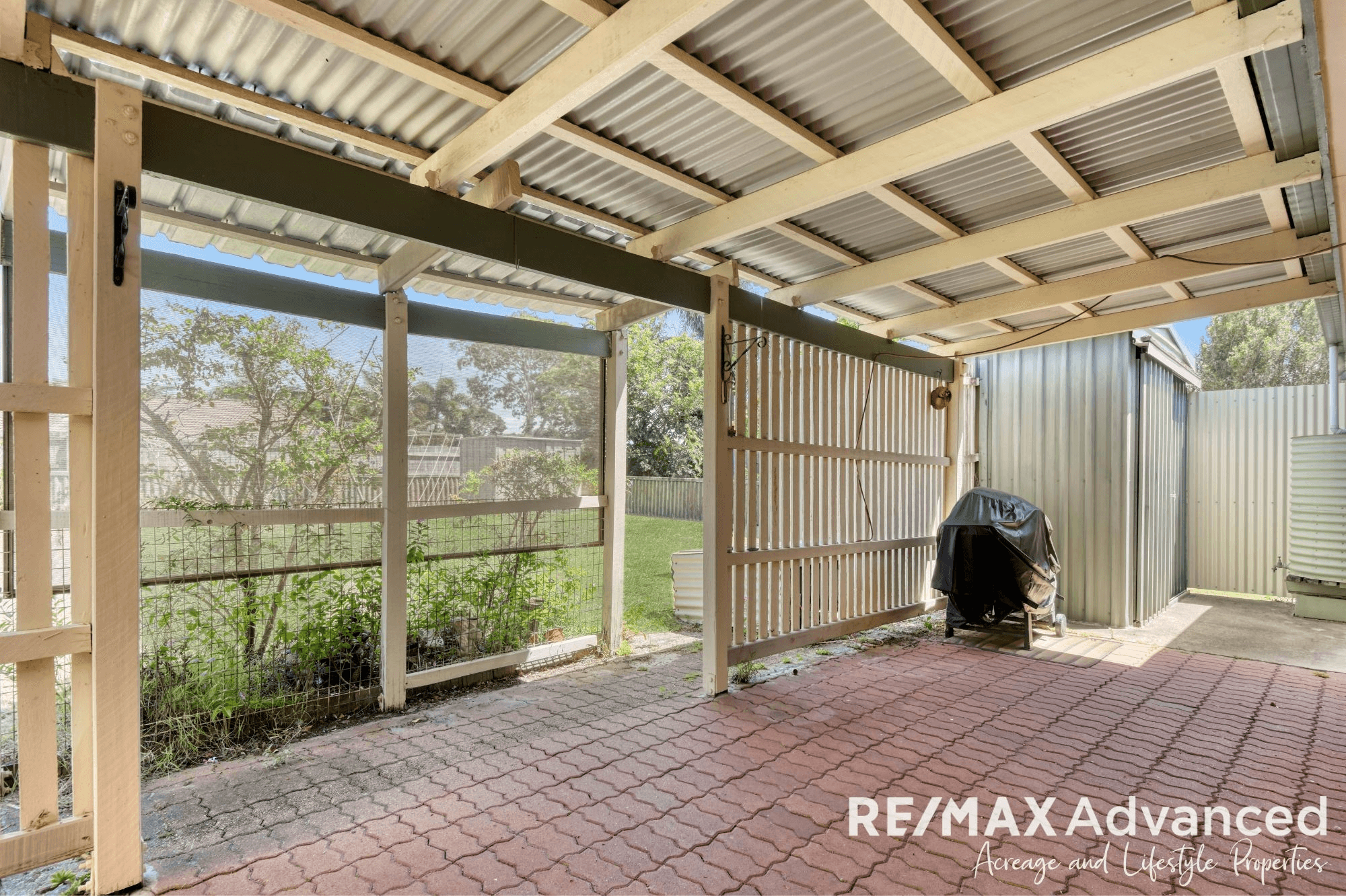 14 Moatah Drive, Beachmere, Qld 4510