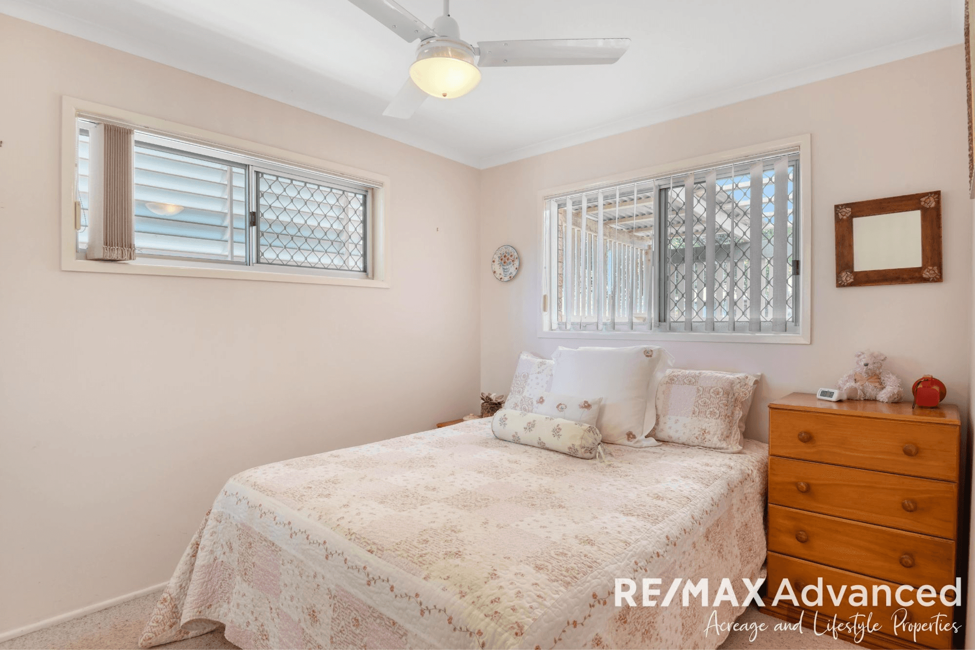 14 Moatah Drive, Beachmere, Qld 4510